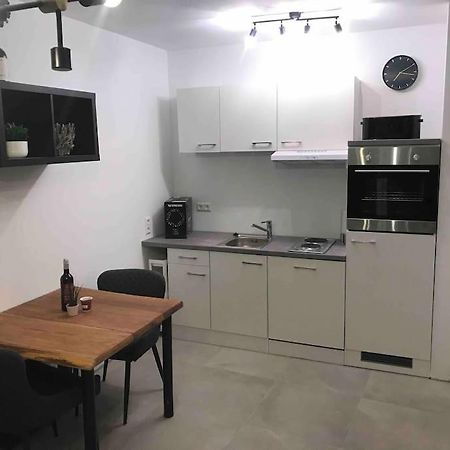 Apartment Bellalegna Ґайслінґен-ан-дер-Штайґе Екстер'єр фото