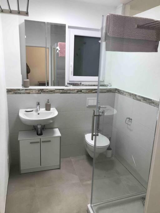 Apartment Bellalegna Ґайслінґен-ан-дер-Штайґе Екстер'єр фото
